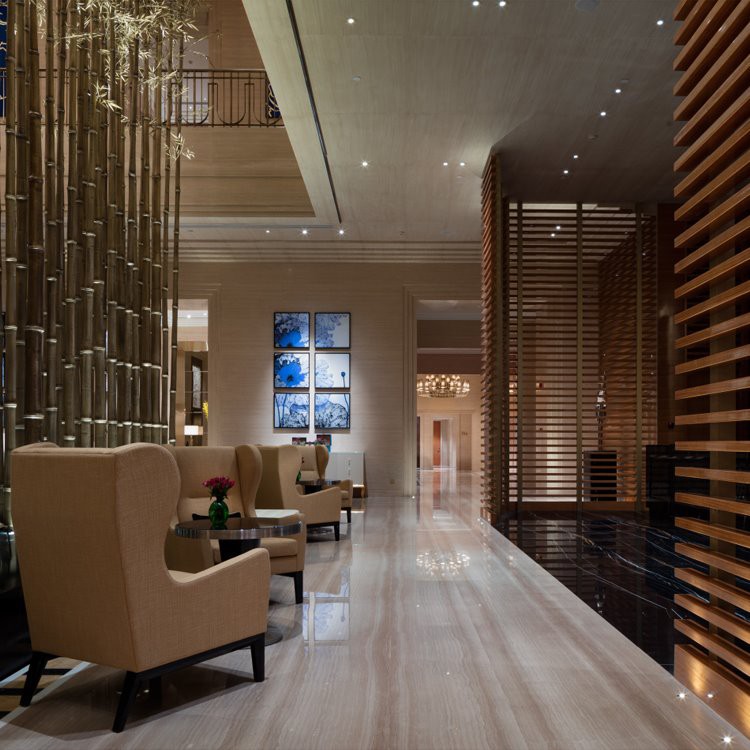 Wing Back Lounge Chair